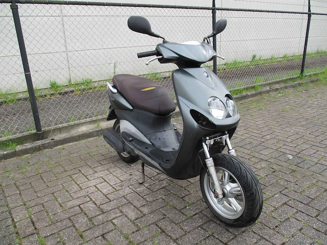 Yamaha - bromscooter - neo's 4 injectie - scooter - afbeelding 7 van  11