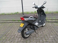Yamaha - bromscooter - neo's 4 injectie - scooter - afbeelding 9 van  11