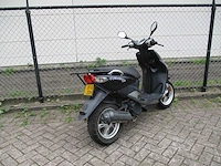 Yamaha - bromscooter - neo's 4 lc injectie - scooter - afbeelding 10 van  12