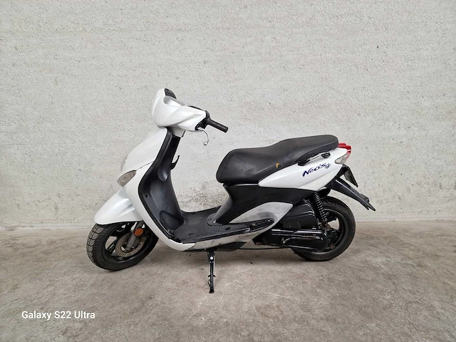 Yamaha - bromscooter - neo's 4t - 45km uitvoering f569nn - afbeelding 1 van  7