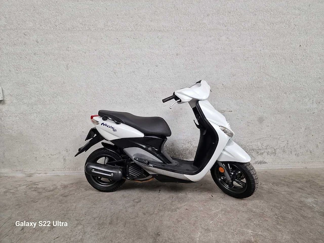 Yamaha - bromscooter - neo's 4t - 45km uitvoering f569nn - afbeelding 2 van  7