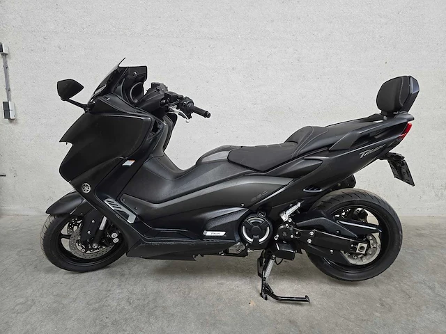 Yamaha - motorscooter - tmax 560 abs - scooter - afbeelding 1 van  8