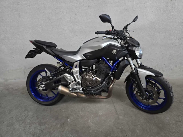 Yamaha - mt-07 - abs - motorfiets - afbeelding 1 van  7