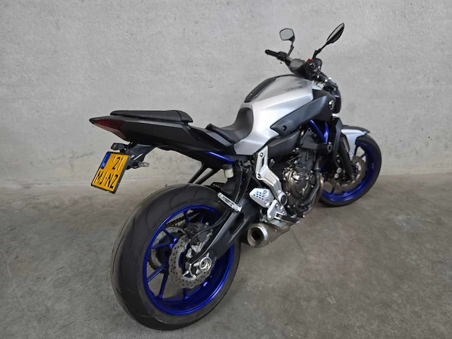 Yamaha - mt-07 - abs - motorfiets - afbeelding 5 van  7