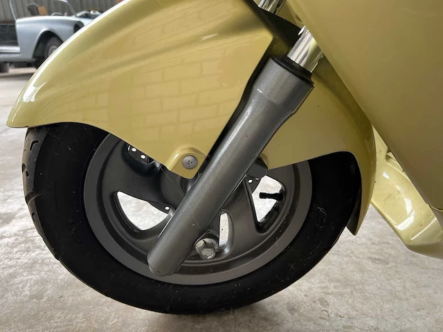Yamaha - scooter - yp 250 dx majesty - scooter - 1999 - afbeelding 6 van  18