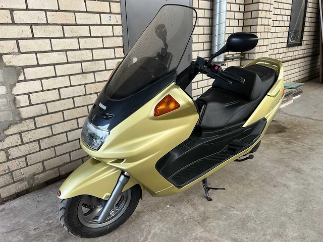 Yamaha - scooter - yp 250 dx majesty - scooter - 1999 - afbeelding 1 van  18