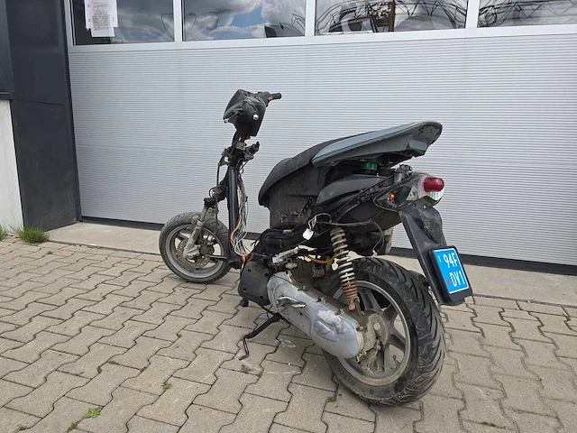 Yamaha - snorscooter - jog rr - restanten 94fdv1 - afbeelding 6 van  7