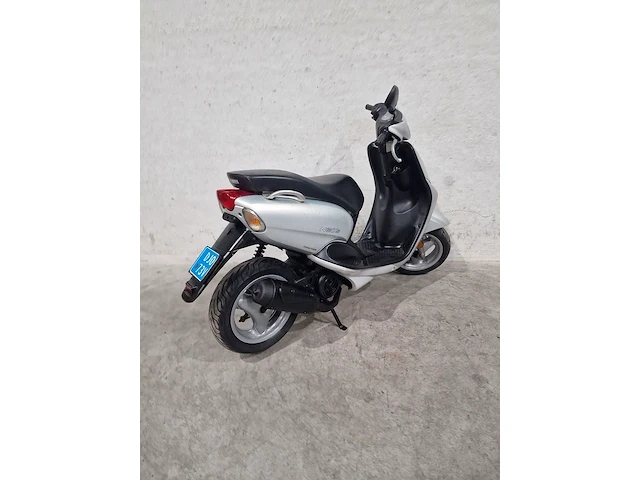 Yamaha - snorscooter - neo's - 25km - afbeelding 5 van  6