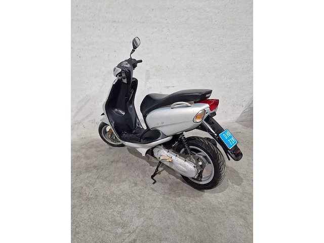 Yamaha - snorscooter - neo's - 25km - afbeelding 6 van  6