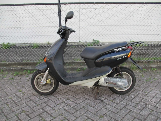 Yamaha - snorscooter - neo's 2 takt! - scooter - afbeelding 1 van  11