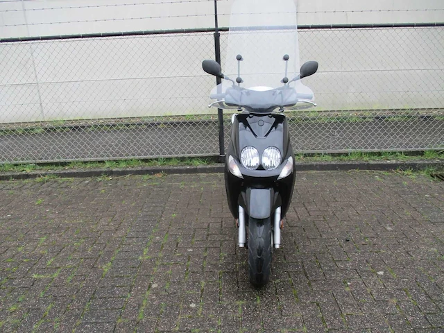 Yamaha - snorscooter - neo's 4 injectie - scooter - afbeelding 3 van  9