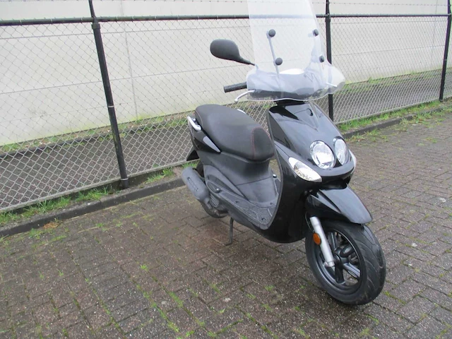 Yamaha - snorscooter - neo's 4 injectie - scooter - afbeelding 4 van  9