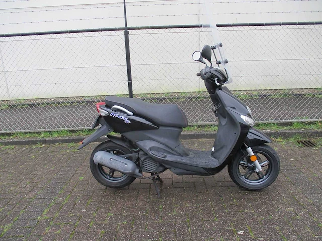 Yamaha - snorscooter - neo's 4 injectie - scooter - afbeelding 5 van  9
