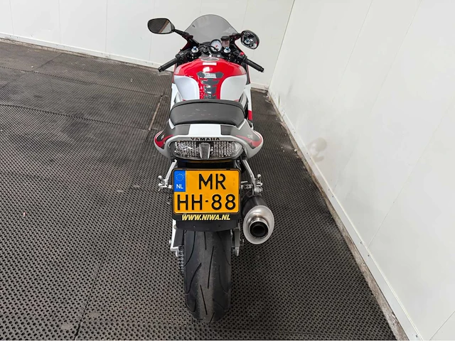 Yamaha - sport - r6 - motorfiets - 1999 - afbeelding 12 van  17