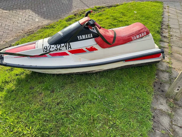 Yamaha - waverunner - waterscooter - afbeelding 1 van  23