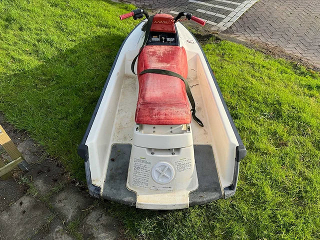 Yamaha - waverunner - waterscooter - afbeelding 18 van  23