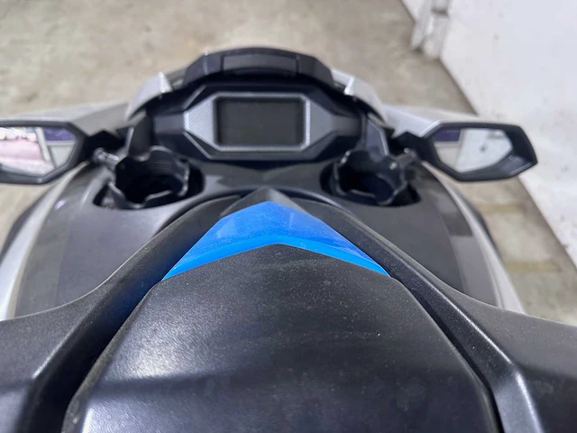 Yamaha - waverunner fx cruiser + trailer - 2023-03-17 - afbeelding 11 van  27