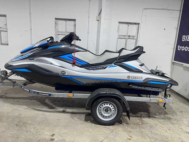 Yamaha - waverunner fx cruiser + trailer - 2023-03-17 - afbeelding 2 van  27