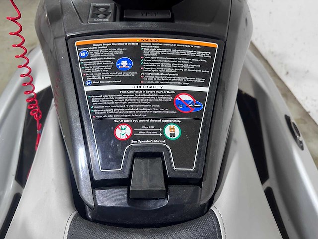 Yamaha - waverunner fx cruiser + trailer - 2023-03-17 - afbeelding 8 van  27