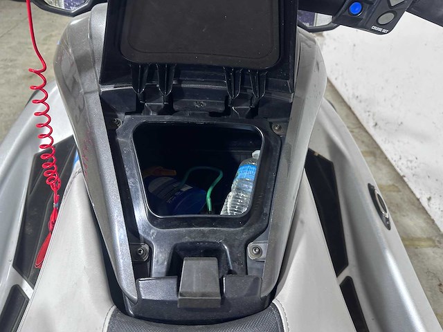 Yamaha - waverunner fx cruiser + trailer - 2023-03-17 - afbeelding 9 van  27