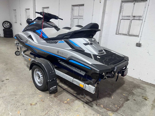 Yamaha - waverunner fx cruiser + trailer - 2023-03-17 - afbeelding 21 van  27