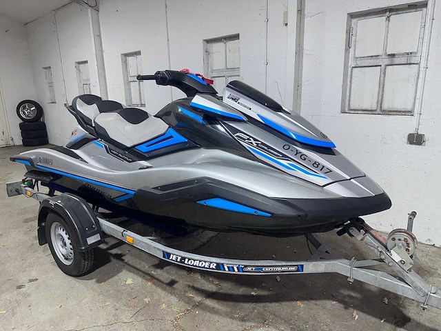 Yamaha - waverunner fx cruiser + trailer - 2023-03-17 - afbeelding 25 van  27