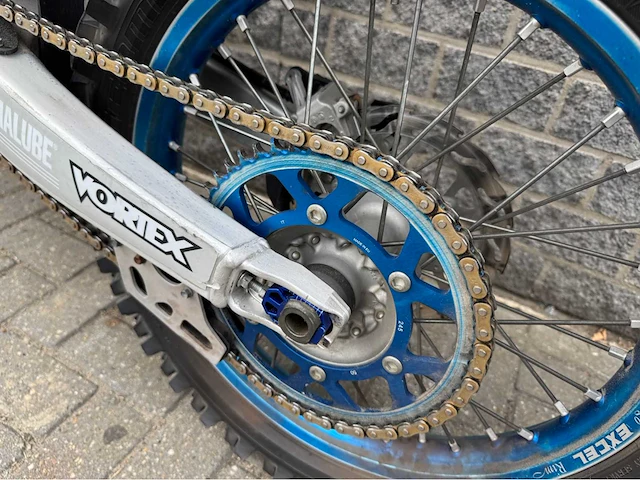Yamaha - yzf 250 - motorfiets - afbeelding 2 van  23