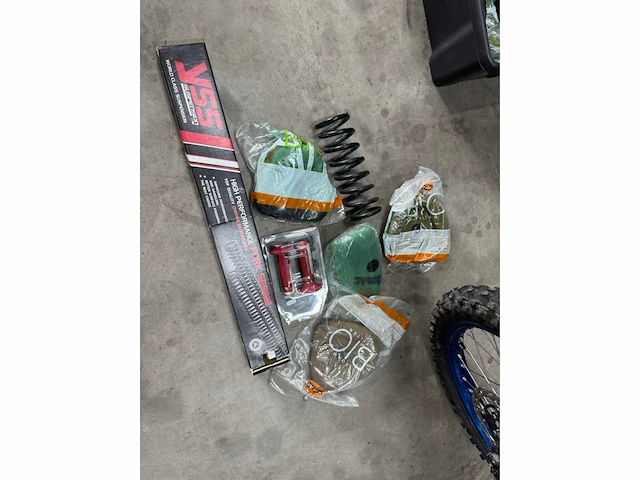 Yamaha - yzf 250 - motorfiets - afbeelding 15 van  23