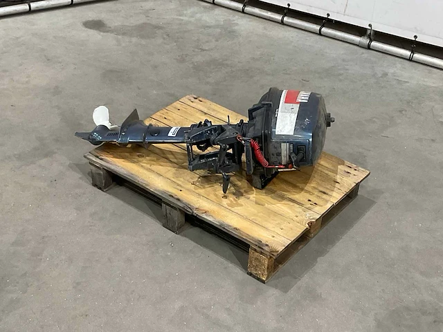 Yamaha 4 buitenboordmotor - afbeelding 1 van  6