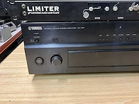 Yamaha ax-497 versterker en limiter - afbeelding 3 van  8