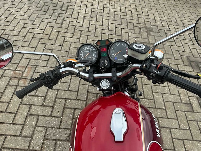 Yamaha dohc 750 motorfiets 3 cilinder - afbeelding 6 van  15