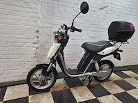 Yamaha ed06 25 km elektrische snorscooter - afbeelding 2 van  8