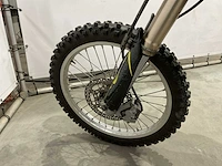 Yamaha enduro motorfiets - afbeelding 4 van  17