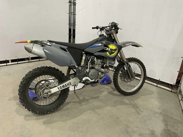 Yamaha enduro motorfiets - afbeelding 11 van  17
