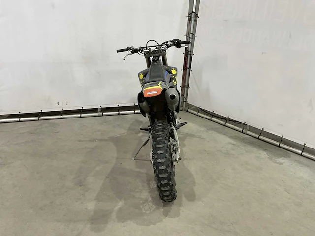 Yamaha enduro motorfiets - afbeelding 14 van  17