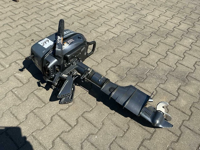 Yamaha f6cmh - 6 pk - 4-takt buitenboordmotor - afbeelding 1 van  5