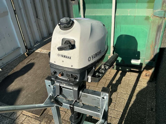 Yamaha fourstroke buitenboordmotor 6pk - afbeelding 8 van  11
