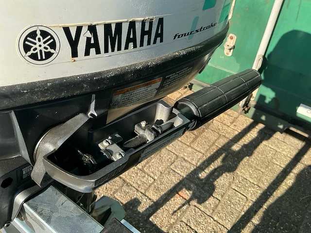 Yamaha fourstroke buitenboordmotor 6pk - afbeelding 9 van  11