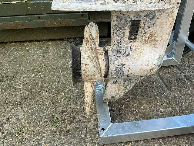 Yamaha fourstroke buitenboordmotor 9.9pk - afbeelding 4 van  7
