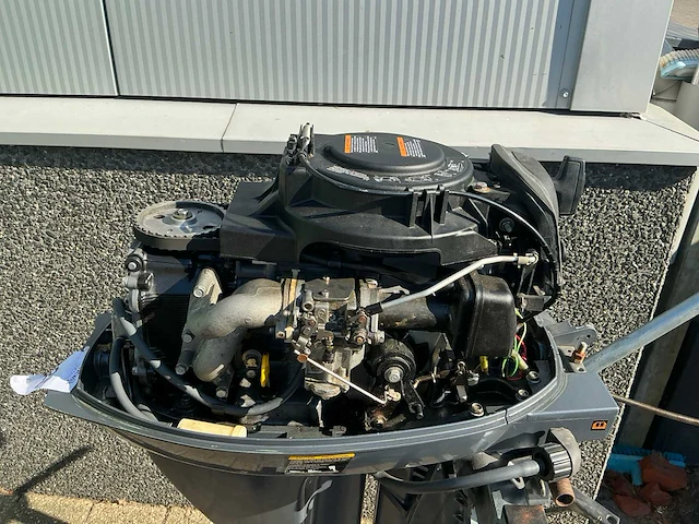 Yamaha fourstroke buitenboordmotor 9.9pk - afbeelding 8 van  10