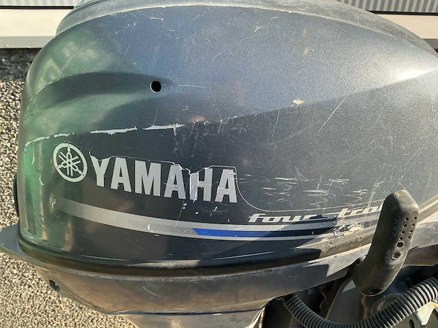 Yamaha fourstroke buitenboordmotor 9.9pk - afbeelding 3 van  9