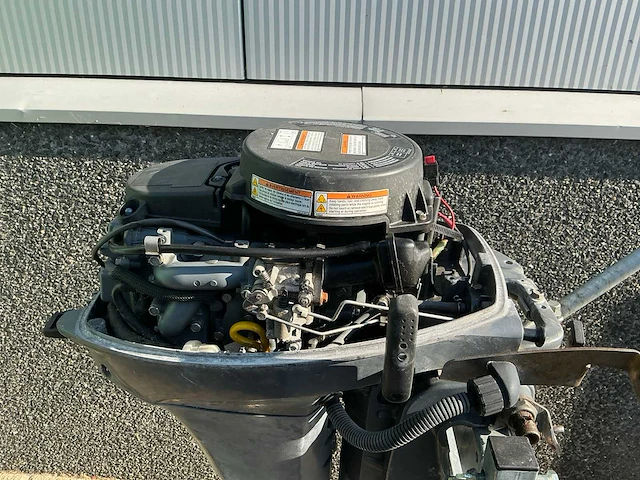 Yamaha fourstroke buitenboordmotor 9.9pk - afbeelding 7 van  9