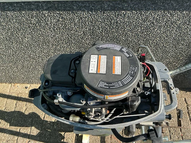Yamaha fourstroke buitenboordmotor 9.9pk - afbeelding 8 van  9
