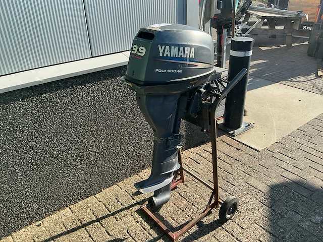 Yamaha fourstroke buitenboordmotor 9.9pk - afbeelding 2 van  9