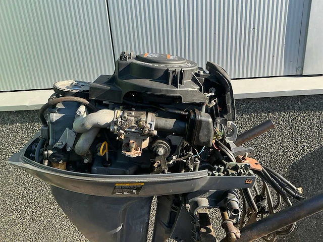 Yamaha fourstroke buitenboordmotor 9.9pk - afbeelding 6 van  9