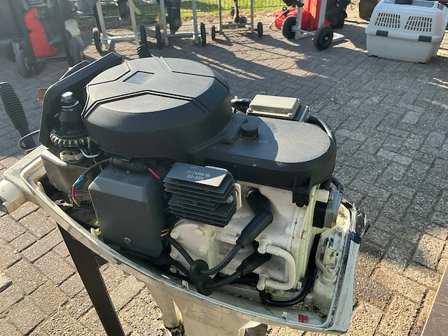 Yamaha fourstroke buitenboordmotor 9.9pk - afbeelding 2 van  11