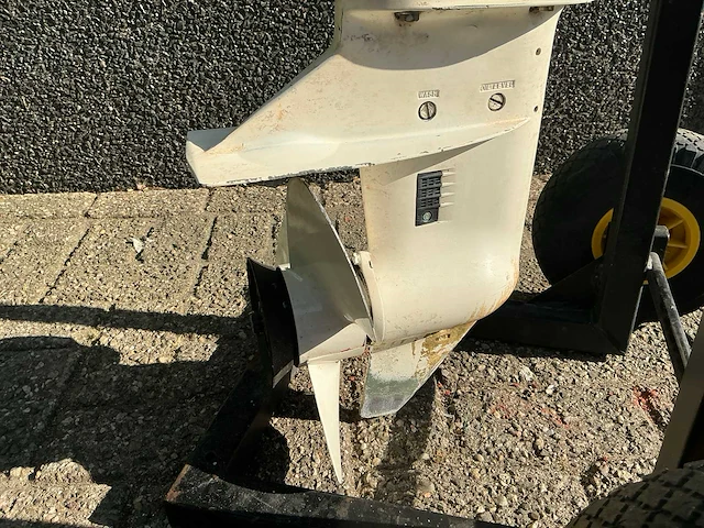 Yamaha fourstroke buitenboordmotor 9.9pk - afbeelding 7 van  11
