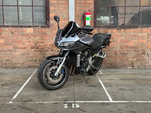 Yamaha fzs 1000 fazer 998cc 2004, ml-hz-47 motorfiets - afbeelding 1 van  16