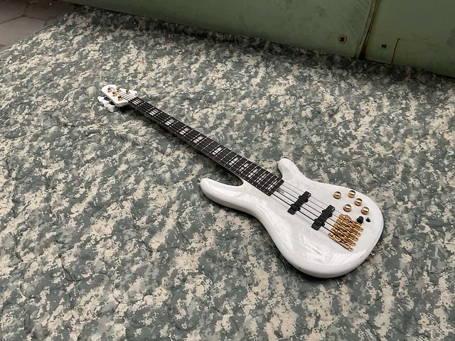 Yamaha gitaar - afbeelding 3 van  7