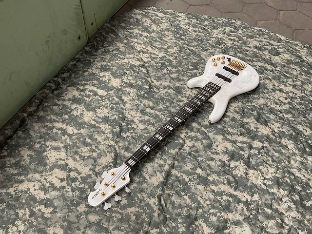 Yamaha gitaar - afbeelding 4 van  7